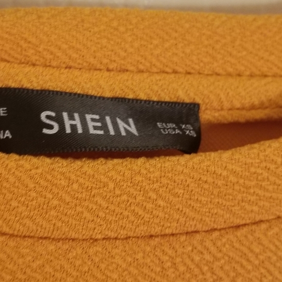 Mustard yellow short sleeve top - Picture 4 of 8